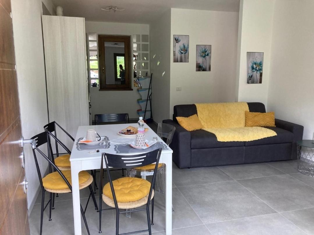 Casa Laura Zona Bellagio Appartement Magreglio Buitenkant foto
